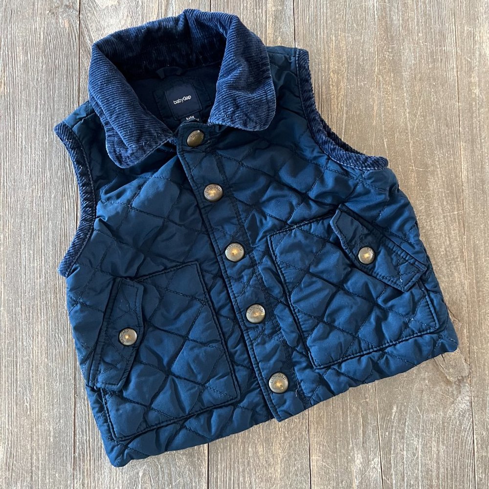 BABY GAP QUILTED VEST (12-18 mths)
